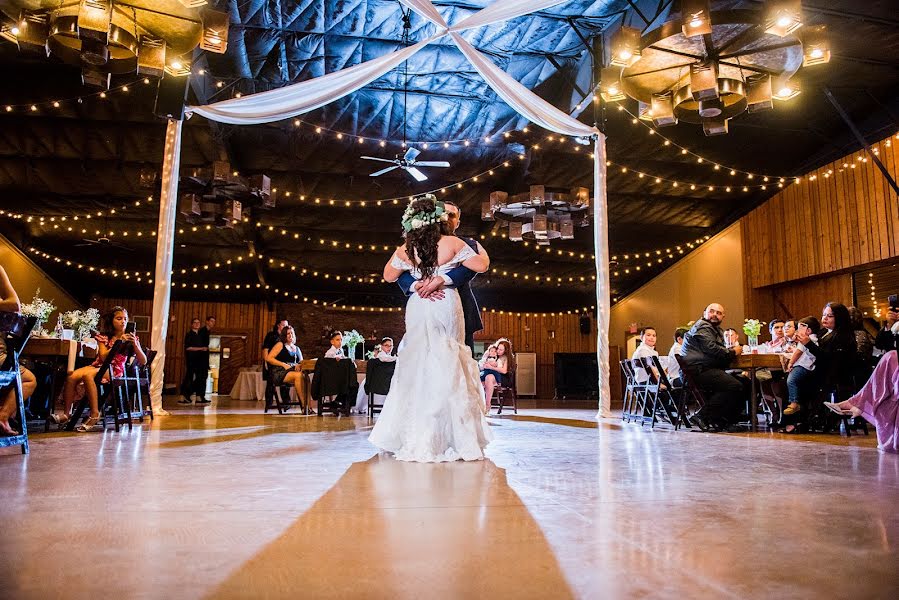 Fotografo di matrimoni Jacquelynn Buck (jacquelynnbuck). Foto del 8 settembre 2019