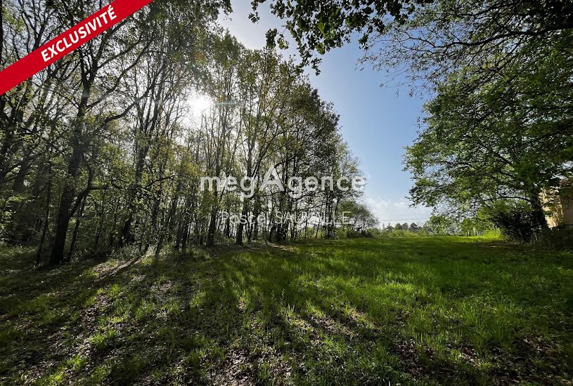  Vente Terrain à bâtir - 1 700m² à Saint-Astier (24110) 