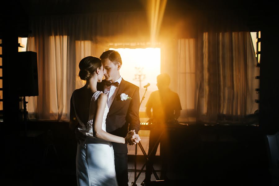 Fotógrafo de casamento Sergey Ulanov (sergeyulanov). Foto de 2 de setembro 2016