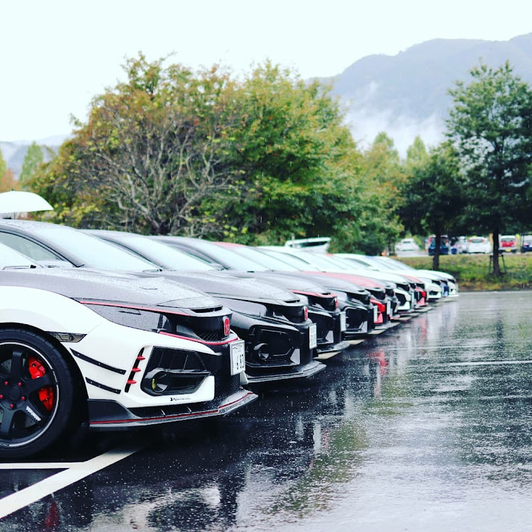 シビックタイプRのFK8@RED RACING(@赤R)さんが投稿したカスタム事例の投稿画像1枚目