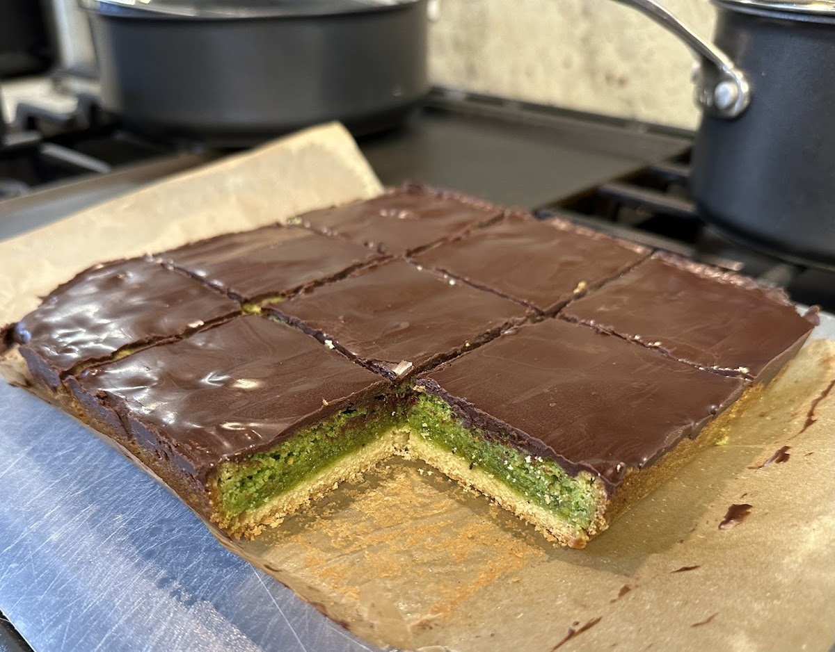 Pistachio bars