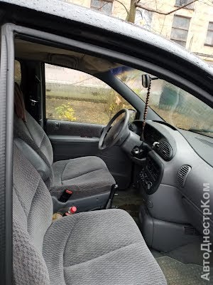 продам авто Chrysler Voyager Voyager II (GS) фото 3