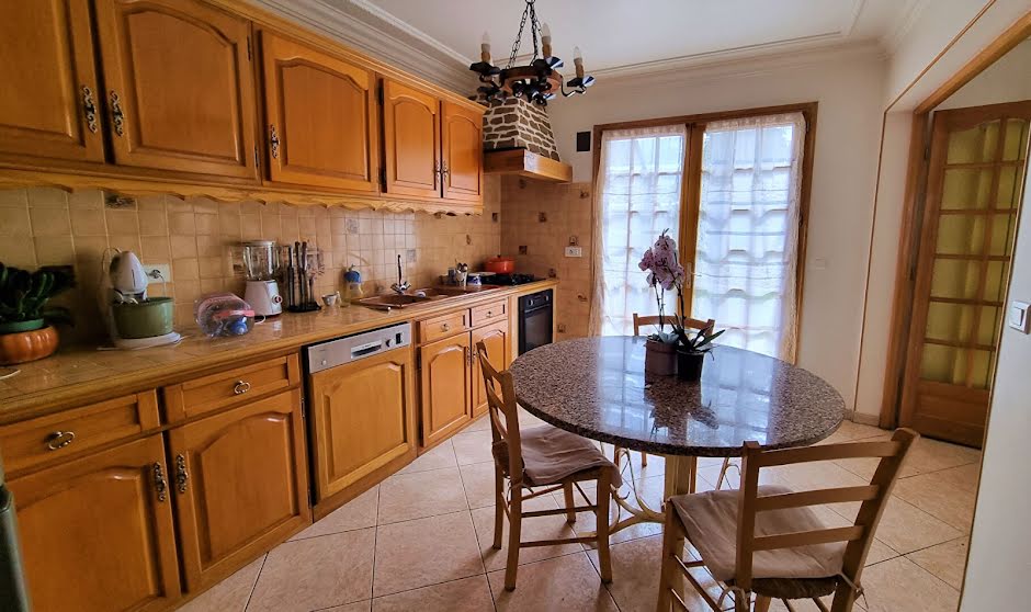 Vente maison 6 pièces 145 m² à Houilles (78800), 734 000 €