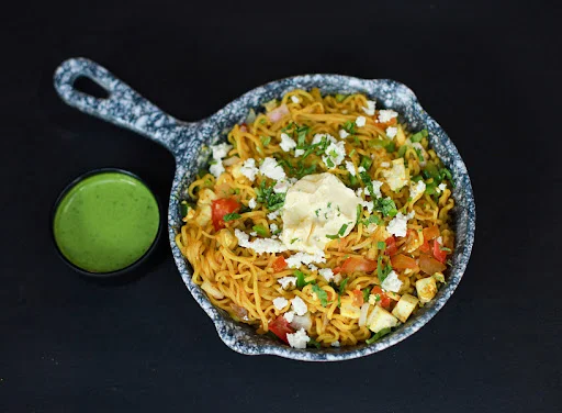 Monu Special Maggi