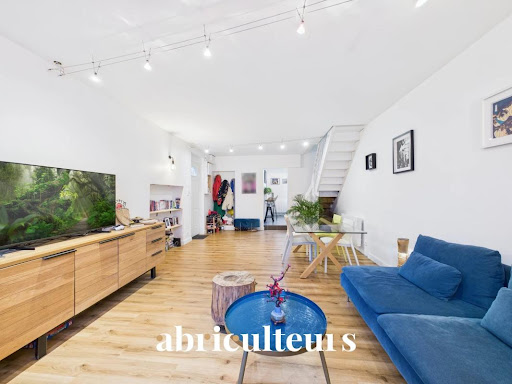 Buy this luxury house in Coueron (44220) with garden and terrace