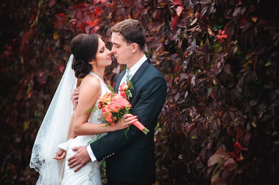 Fotógrafo de casamento Daniil Shukhnin (leonardovich). Foto de 1 de fevereiro 2014