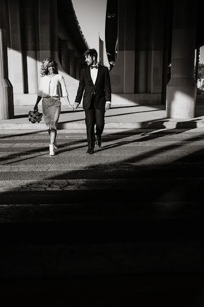 Fotógrafo de casamento Oleg Shapovalov (olegshapovalov). Foto de 8 de abril 2019