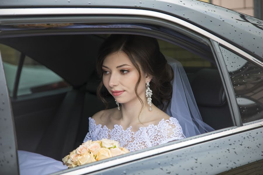 Fotografer pernikahan Anna Starovoytova (bysinka). Foto tanggal 8 Februari 2019