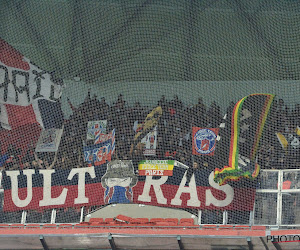 🎥 Gekke taferelen! PSG-fans mogen niet in het stadion dus zorgen ze buiten voor een geweldige sfeer