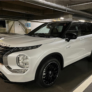 アウトランダーPHEV GN0W