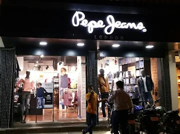 Pepe Jeans photo 