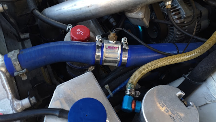 S2000のs2000 LLCプチお漏らし・オートゲージからジュラン水温センサーアタッチメント☝️・我が家のわんこ姫🐕に関するカスタム事例の投稿画像3枚目