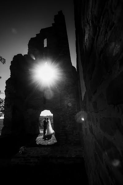 Fotógrafo de casamento László Fülöp (fuloplaszlo). Foto de 3 de janeiro 2018