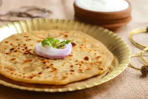 Aloo Pyaz Paratha