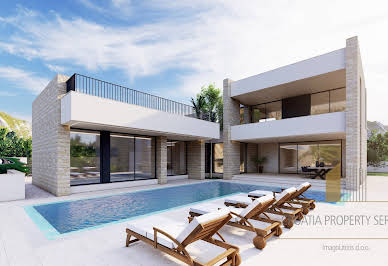 House with pool and terrace 5