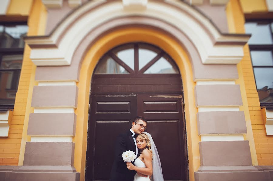 Свадебный фотограф Тоня Труцько (toniatrutsko). Фотография от 23 апреля 2014