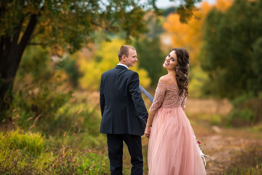 Fotógrafo de casamento Maksim Goryachuk (gmax). Foto de 16 de novembro 2017