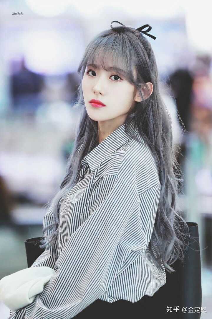 luda gray hair