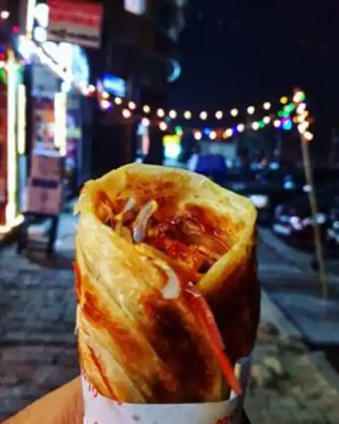 Peri Peri Paneer Kathi Roll