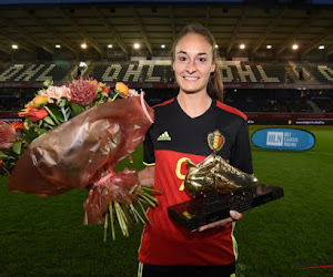 Tessa Wullaert a reçu son Soulier d'Or avant le match face à l'Ecosse