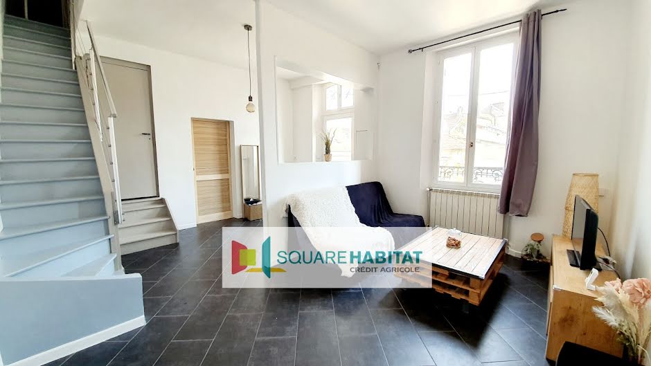 Vente maison 4 pièces 109.52 m² à Romilly-sur-Seine (10100), 139 000 €