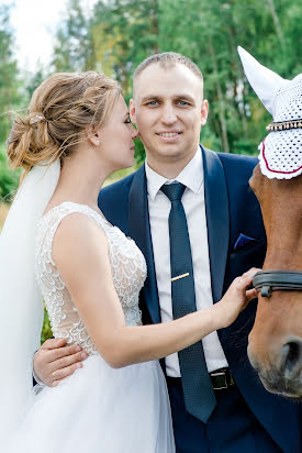 Wedding photographer Olga Pukhta (olechka2992). Photo of 23 August 2020