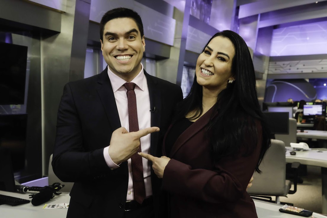 Clayton Pascarelli e Fabíola Gadelha são os apresentadores da Record TV Manaus