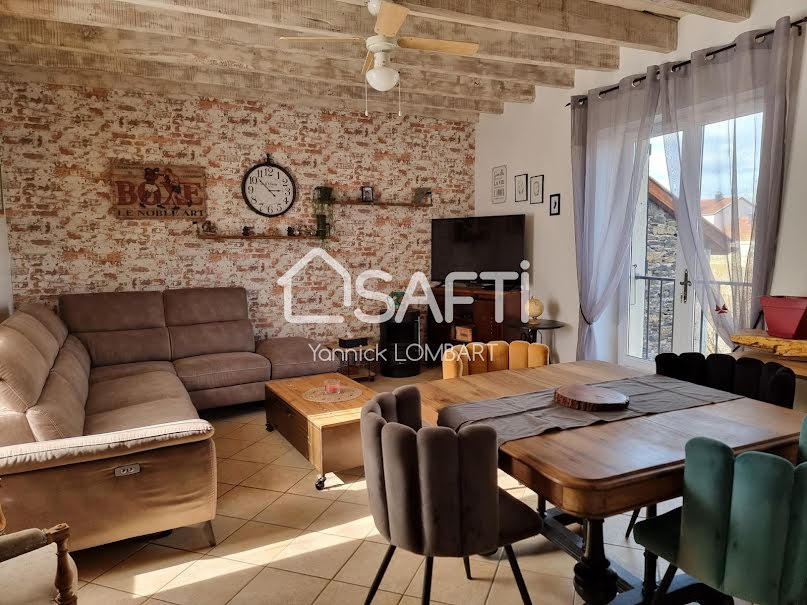 Vente maison 4 pièces 77 m² à Decazeville (12300), 139 100 €