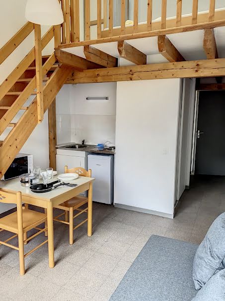 Location meublée duplex 2 pièces 28.606 m² à Annonay (07100), 450 €