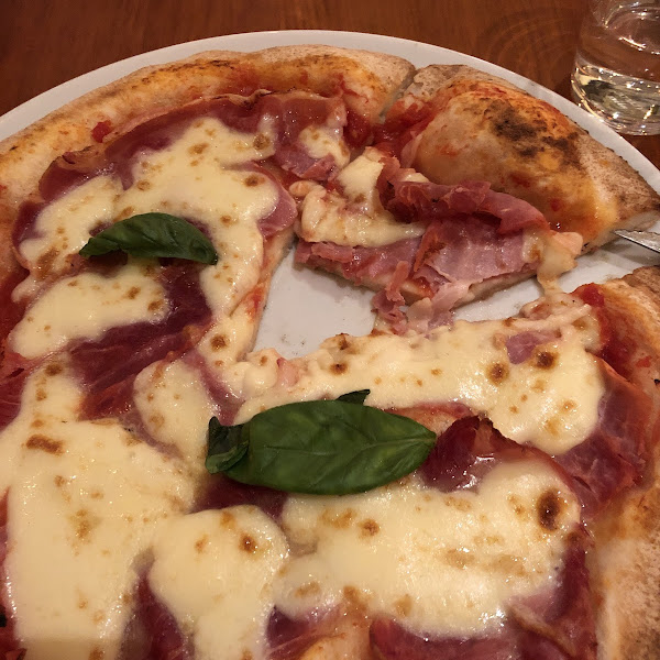 Gluten-Free Pizza at Giro