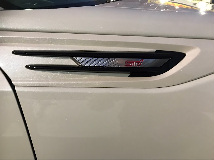 BRZの来年もよろしくお願いします・今年最後の洗車・今年最後の投稿・STI症候群に関するカスタム事例の投稿画像14枚目