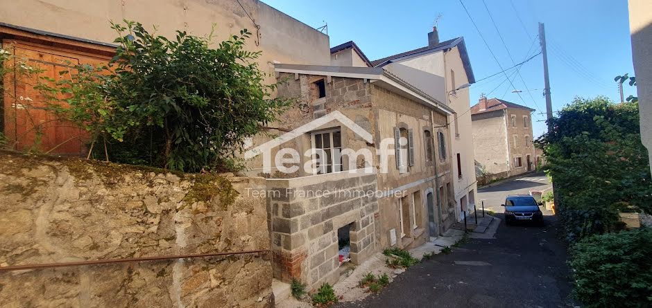 Vente maison 3 pièces 58 m² à Thiers (63300), 52 000 €