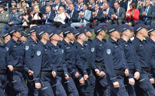 Posao za 400 novih policijskih službenika (FOTO)