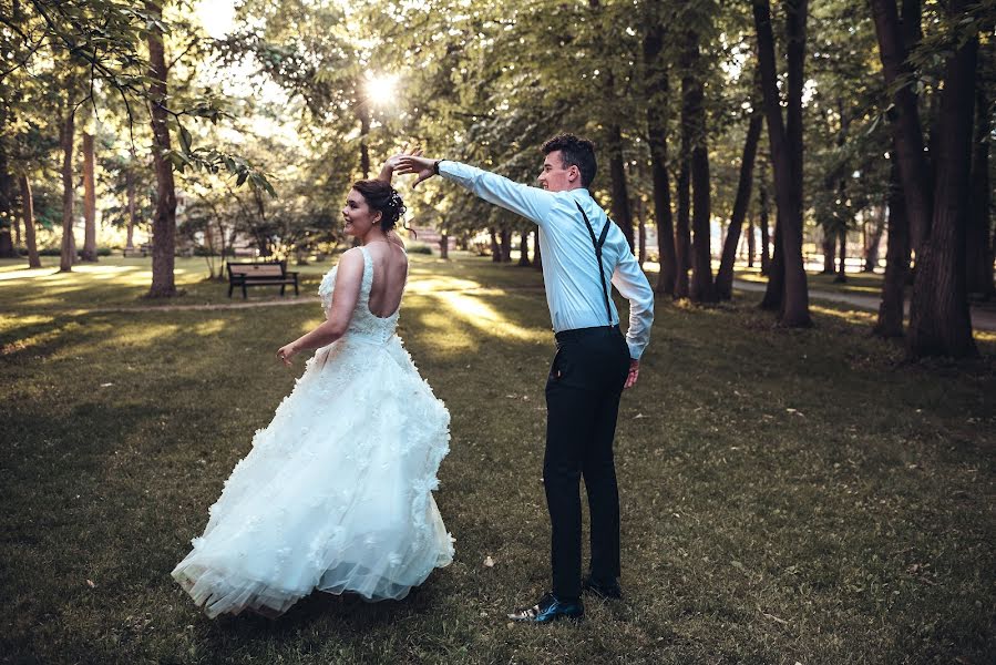 Fotografo di matrimoni Nicole Meszaros (nicolemeszaros). Foto del 20 gennaio 2021