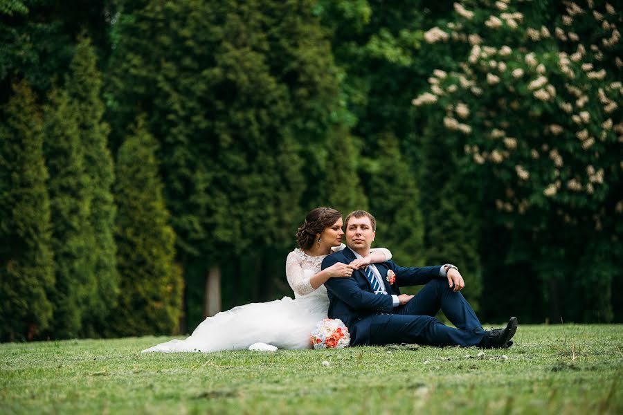 Fotógrafo de casamento Andrey Kindeev (msrakurs). Foto de 29 de maio 2015