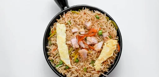 Schezwan Chicken Fried Rice