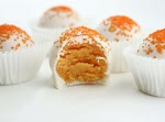 Orange Creamsicle Cake Bites was pinched from <a href="http://blog.candiquik.com/?p=5681" target="_blank">blog.candiquik.com.</a>