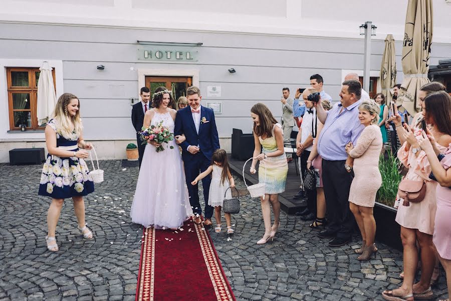 Wedding photographer Szabolcs Locsmándi (thelovereporters). Photo of 21 March 2020