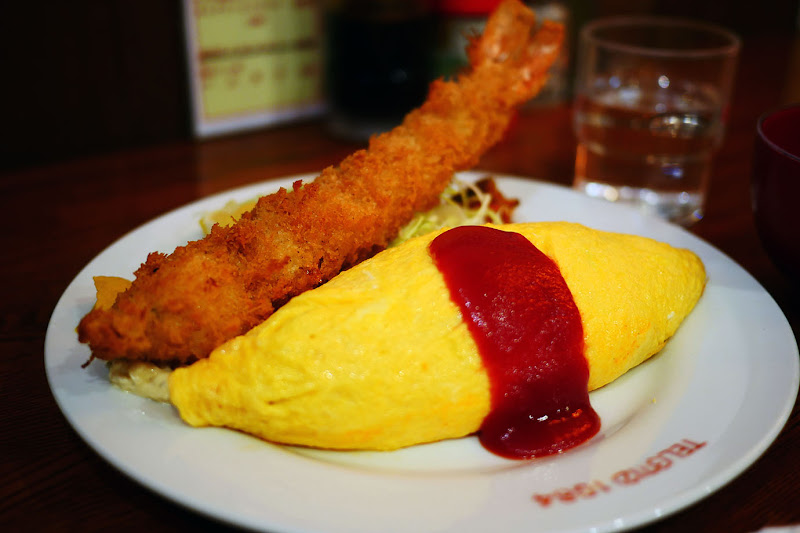 【極上】シェフの人柄が味として具現化された食堂キッチンパンチ / オムレツのエビフライのせ