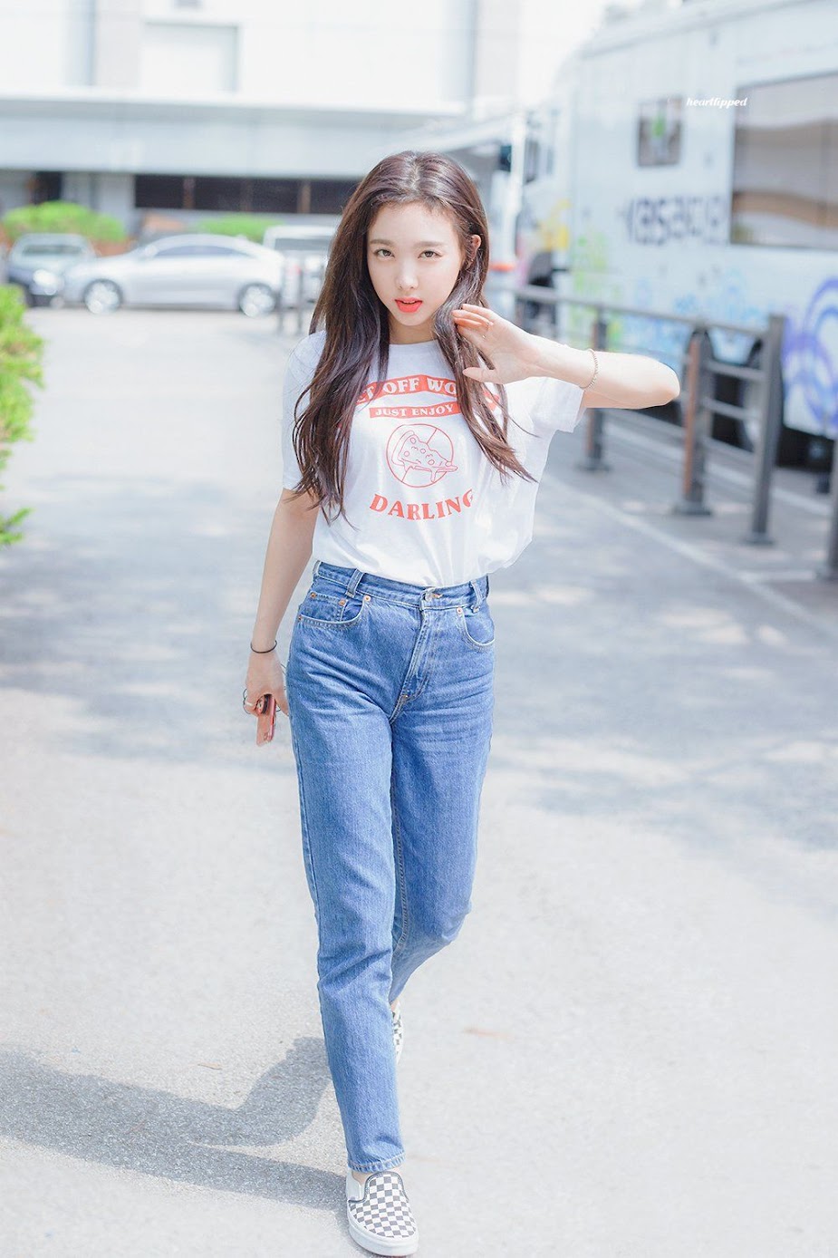 nayeon airport fashion7