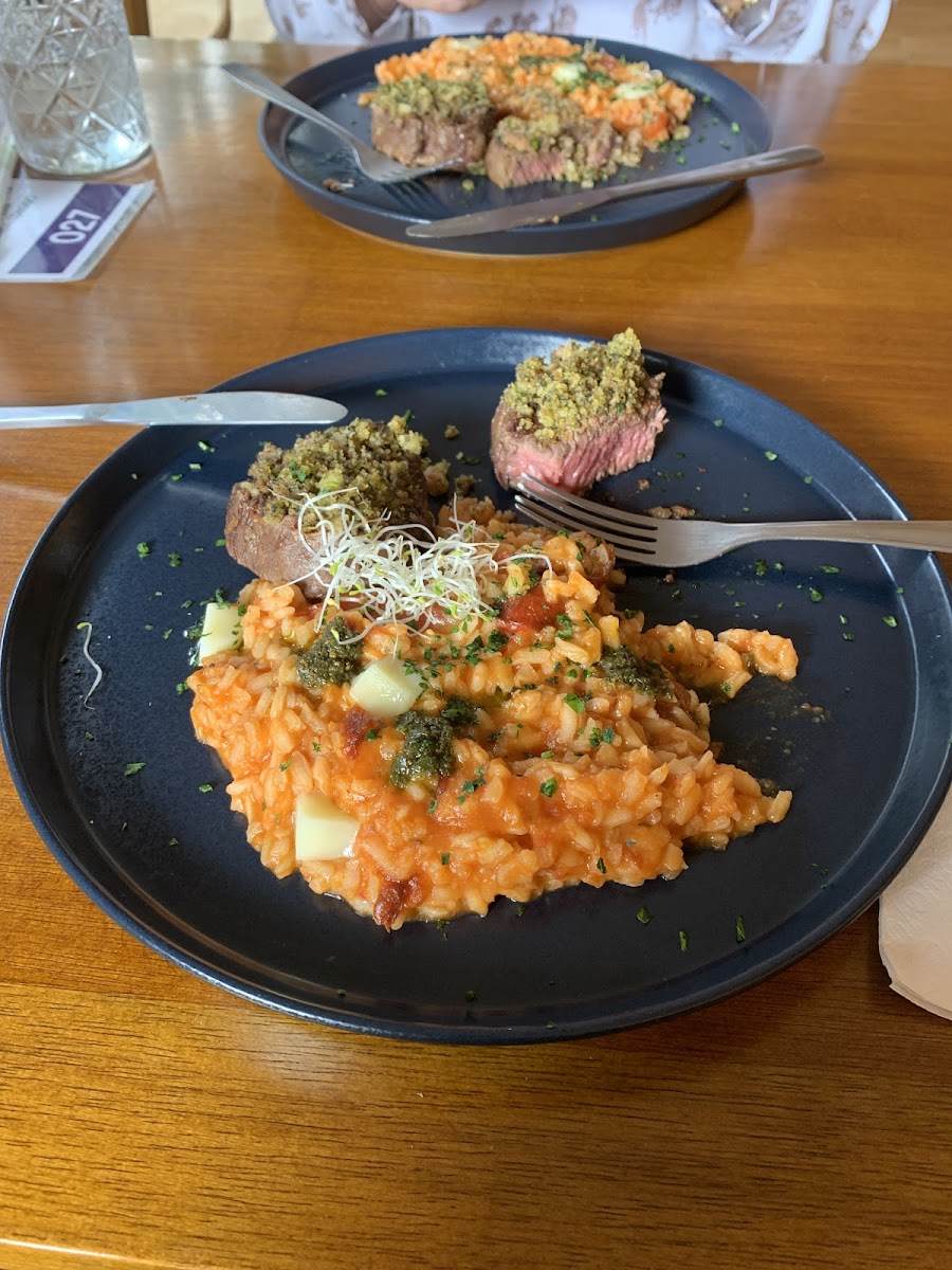 Adorei o filet de crosta de ervas. Voltarei quando estiver em Ribeirão Preto