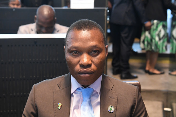 Johannesburg mayor Kabelo Gwamanda of Al Jama-ah has come under fire.