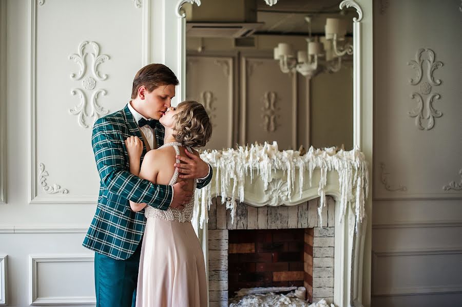 Fotógrafo de casamento Yuliya Avdeeva (avdeevaula). Foto de 10 de julho 2018