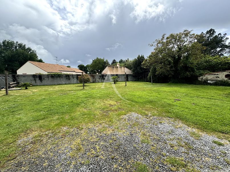 Vente terrain  776 m² à Saint-Philbert-de-Grand-Lieu (44310), 125 000 €