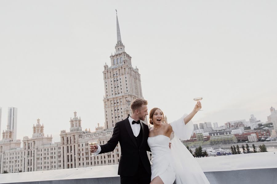 結婚式の写真家Aleksandr Dacenko (alexdatsenko)。2022 12月1日の写真