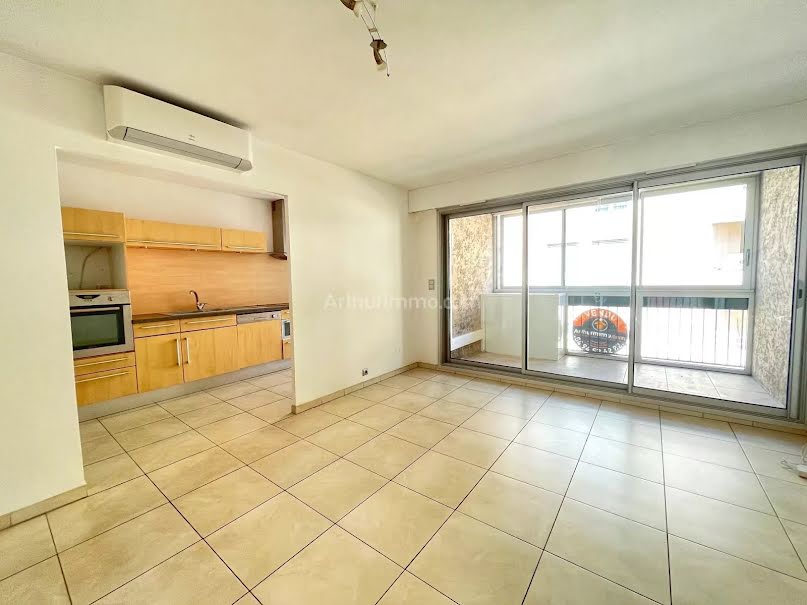 Vente appartement 3 pièces 70 m² à Saint-raphael (83700), 319 000 €