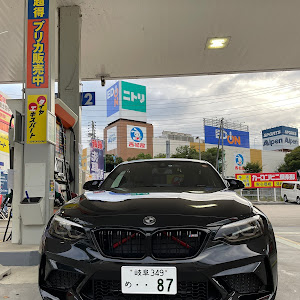 M2 クーペ