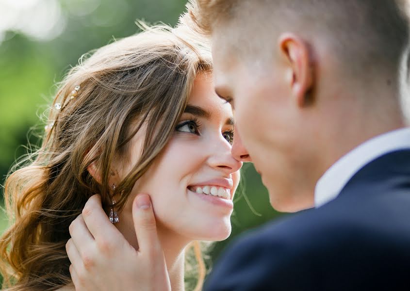 Wedding photographer Vladlena Polikarpova (vladlenka). Photo of 2 August 2017