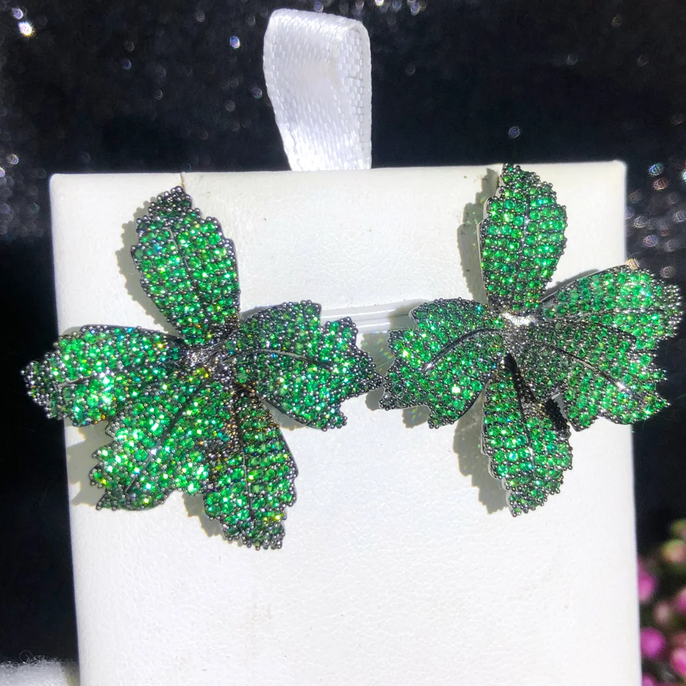 Title 5, Boucles doreilles femme design simple et haute...