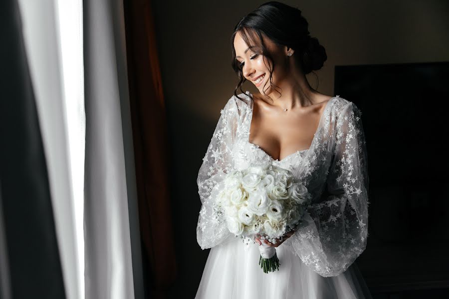 Wedding photographer Elena Krasnopevceva (elenakras). Photo of 1 February 2023